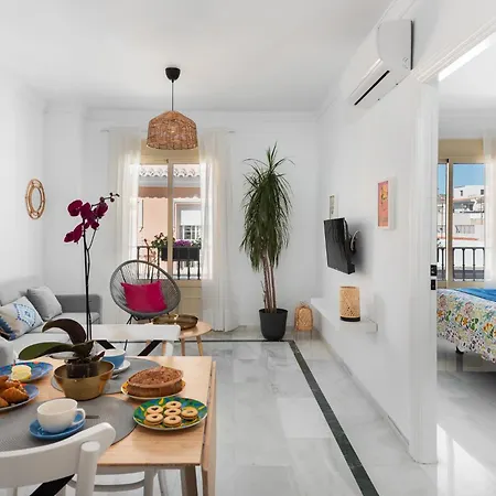 Casco Antiguo Terraza Y Vistas Al Mar Playa A Pie 1b Apartment Nerja